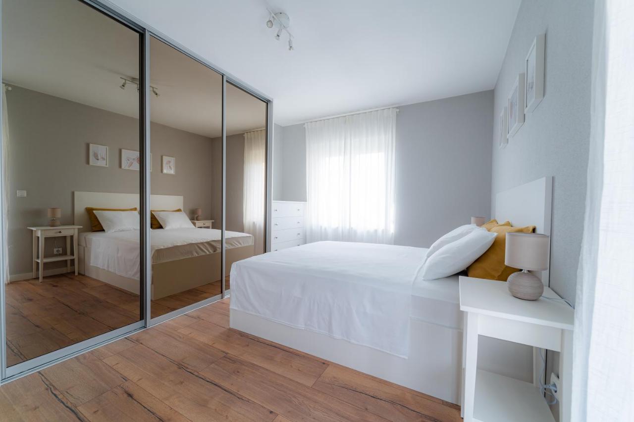 Luxury Apartment Laluna Kamen Exteriör bild